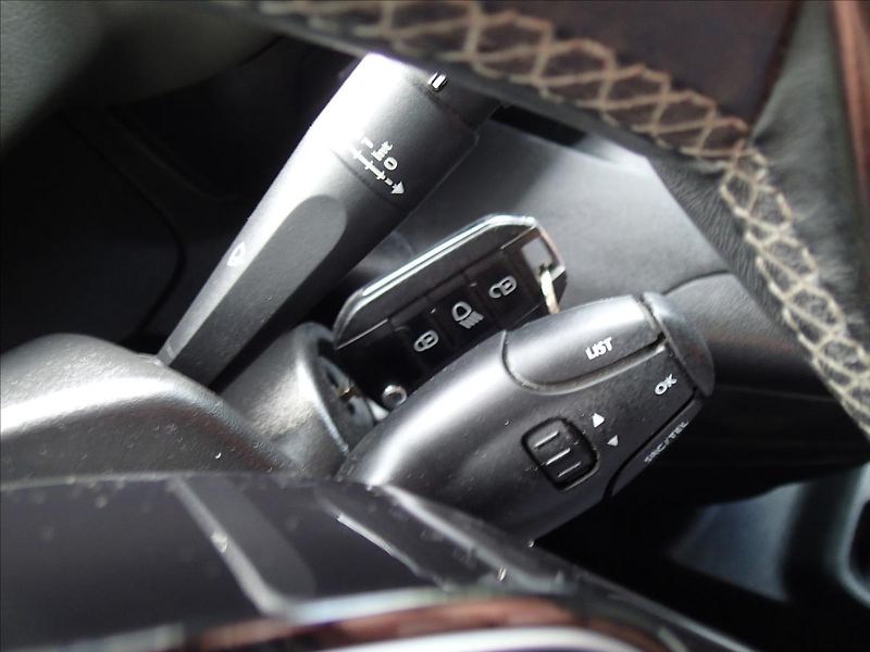 Peugeot Rifter 1,5 HDi, Active, ČR 2. Maj - fotka 13 z 35