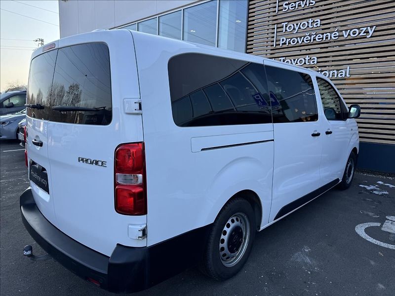 Toyota ProAce Verso 2,0 KOMBI L2 - fotka 2 z 17