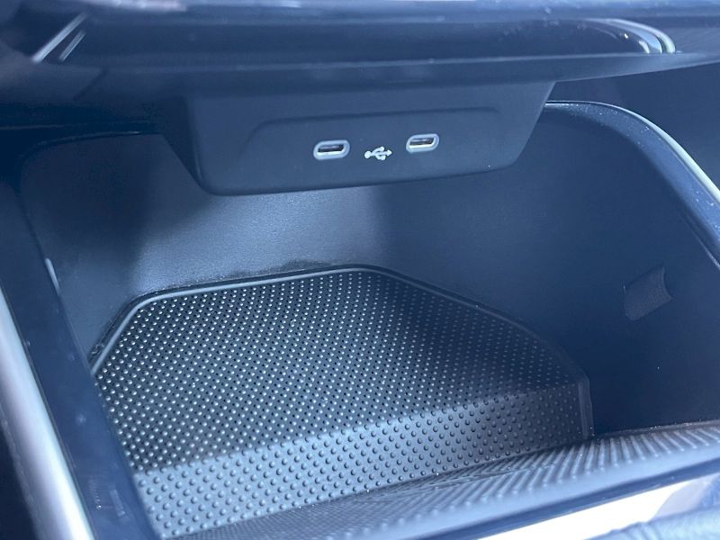 Škoda Fabia (2024) 1.0 TSI 81kW Style Plus - fotka 14 z 32