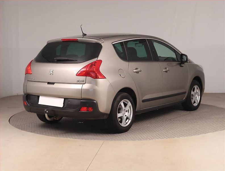 Peugeot 3008 (2010) 1.6 HDi, Tempomat - fotka 5 z 14
