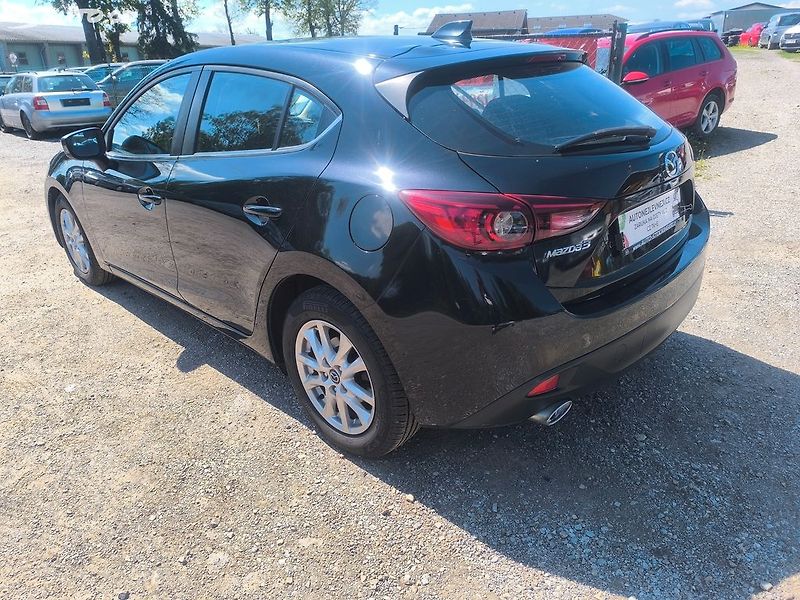 Mazda 3 KRÁSNÁ,SERVISKA,1MAJ,VÝBAVA - fotka 8 z 18