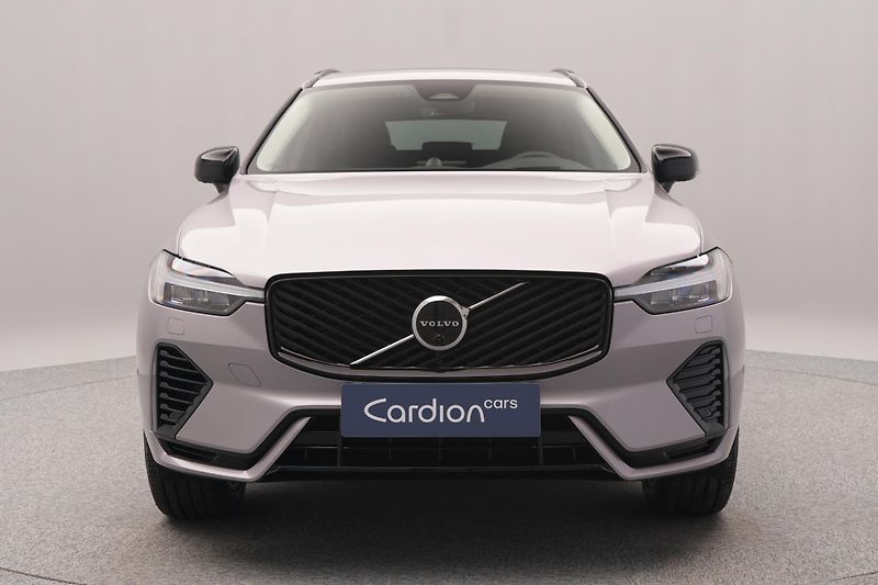 Volvo XC60 (2026) T6 AWD AUT DARK ULTRA - fotka 16 z 24