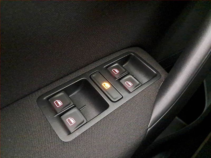 Volkswagen Polo (2017) 1.2 TSI - fotka 18 z 18