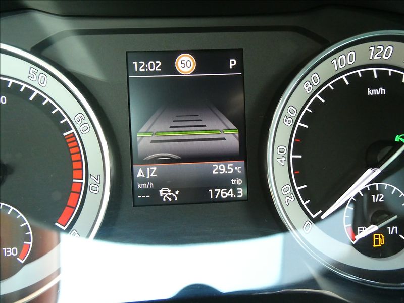Škoda Superb 2,0 TSi SPORTLINE,1maj.,webast - fotka 36 z 50