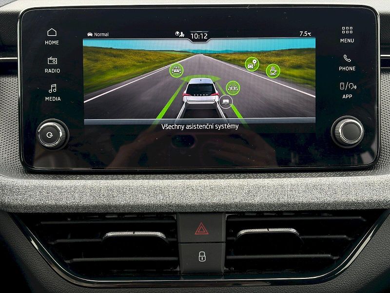 Škoda Scala (2025) 1.0 TSI / 85 kW / SELECTION - fotka 28 z 35