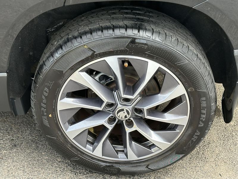 Škoda Karoq (2018) 1.0TSI/85kW * 1.Maj.  - fotka 26 z 28