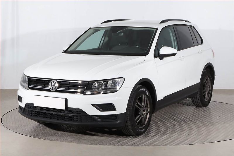 Volkswagen Tiguan (2019) 1.5 TSI, Tempomat - fotka 2 z 20