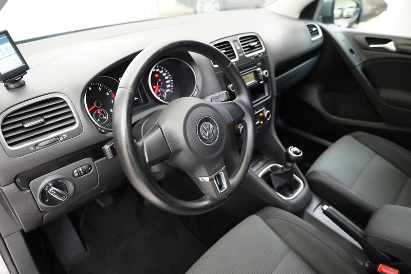 Volkswagen Golf - fotka 15 z 26