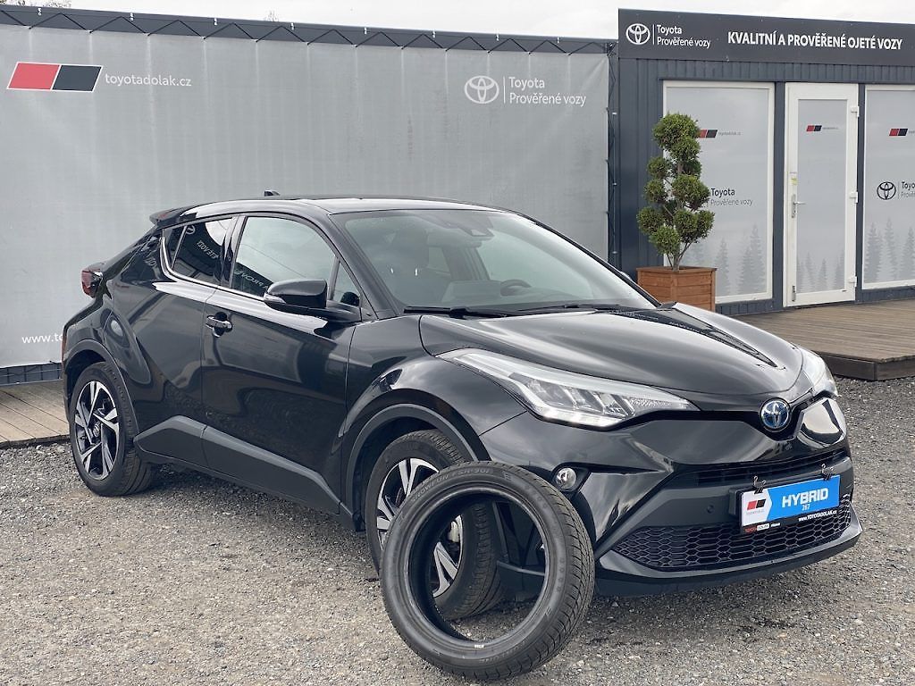 Toyota C-HR 2.0HEV, ČR-1m, Style, DPH