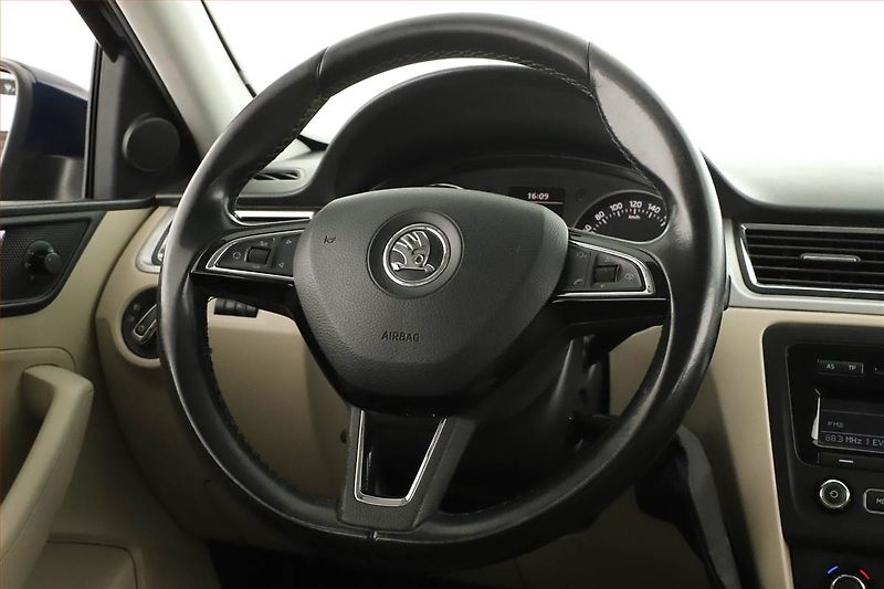 Škoda Rapid (2013) 1.6 TDI, Tempomat - fotka 12 z 13