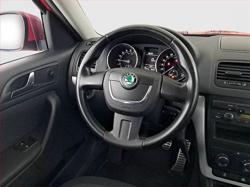 Škoda Yeti (2010) Ambition 2.0 TDI, 4X4, ČR - fotka 7 z 15