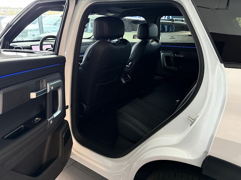 Jaecoo 7 (2026) JAECOO 7 LUXURY 1,6TGDi FWD - fotka 8 z 28