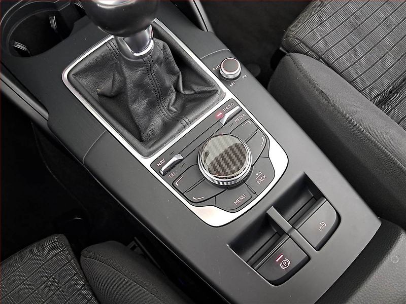 Audi A3 (2015) Sport 2.0 TDI, Serv.kniha - fotka 16 z 18