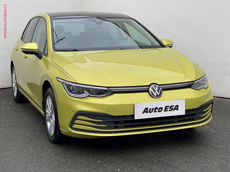 Volkswagen Golf (2020) 2.0 TDi, Life, DSG, šíbr - fotografie inzerátu