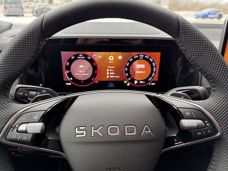 Škoda Kodiaq (2026) 2.0TDI 142kW 4X4 SPORT DCC CZ! - fotka 37 z 46