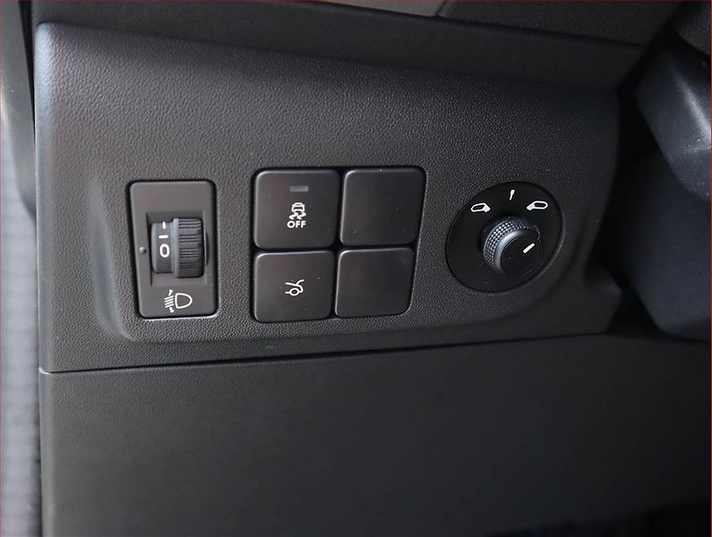 Citroën C-Elysée (2018) 1.2 PureTech, Serv.kniha - fotka 16 z 17
