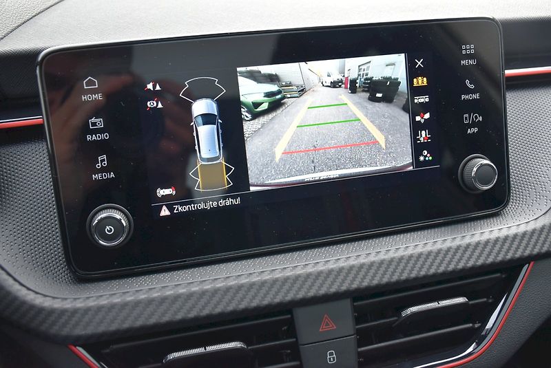 Škoda Kamiq (2025) Monte Carlo 1,0 TSI 85 kW 7° a - fotka 20 z 36