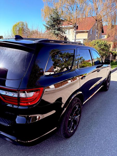 Dodge Durango 6.4 SRT 392 - fotka 4 z 4