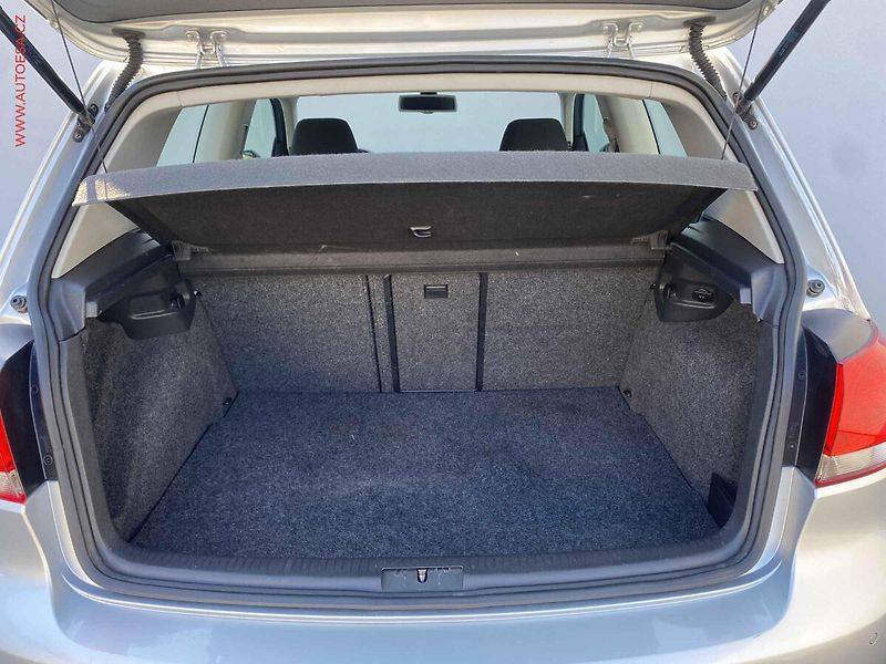 Volkswagen Golf (2009) 1.4 TSi, AC, park.čidla - fotka 7 z 14