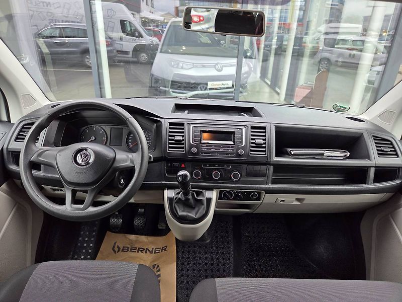 Volkswagen Transporter (2018) 2.0 TDI 9 míst - fotka 9 z 24