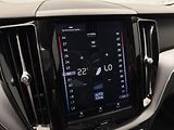 Volvo XC60 D4 AWD MOMENTUM CZ 1.maj - náhled 37