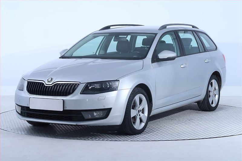 Škoda Octavia (2014) 2.0 TDI, 4X4, Xenony - fotka 2 z 21