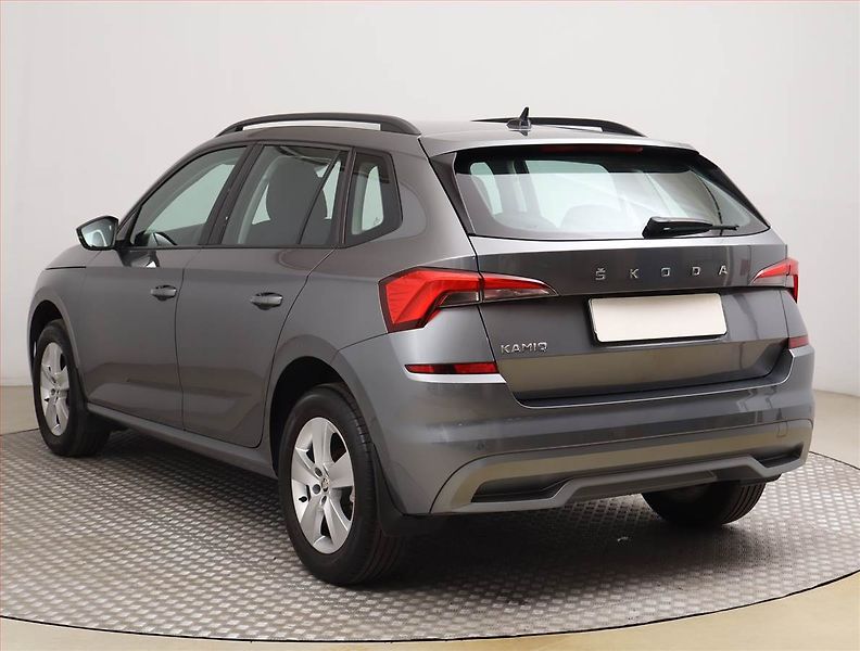 Škoda Kamiq (2023) Ambition Plus 1.0 TSI, ČR - fotka 4 z 15
