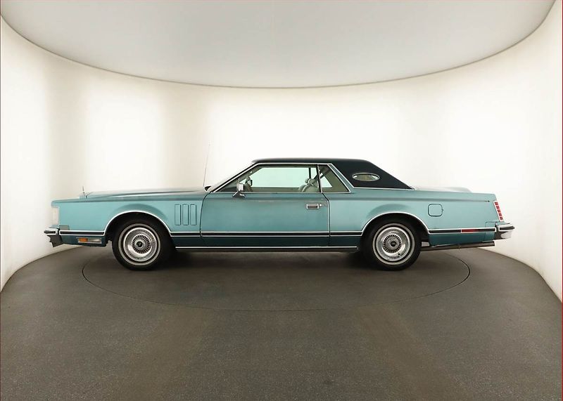 Lincoln Continental (1978) 4.6 V8, Automat - fotka 3 z 13