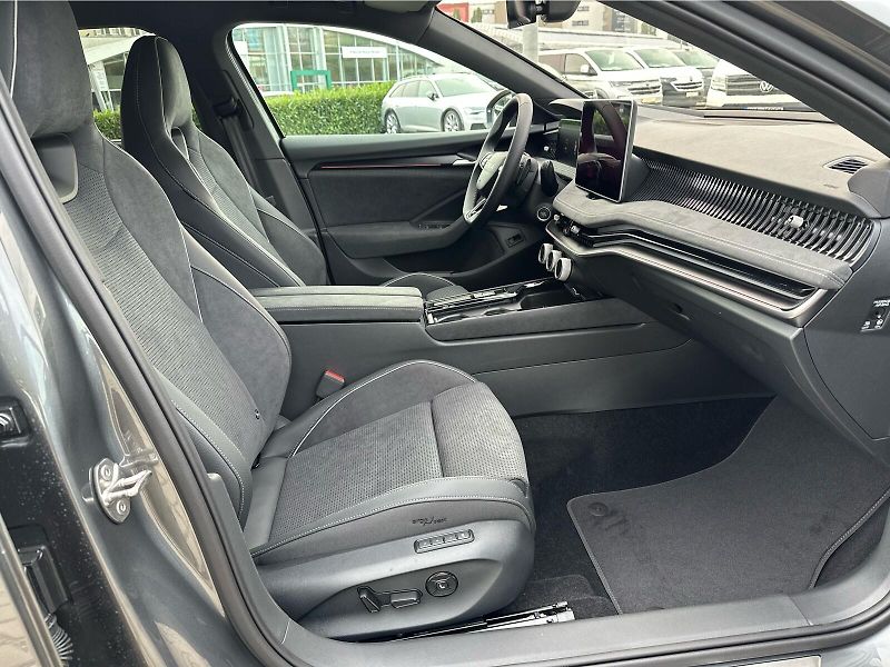 Škoda Superb (2027) 2,0 TDI 110 kW 7-stup. automat - fotka 24 z 25