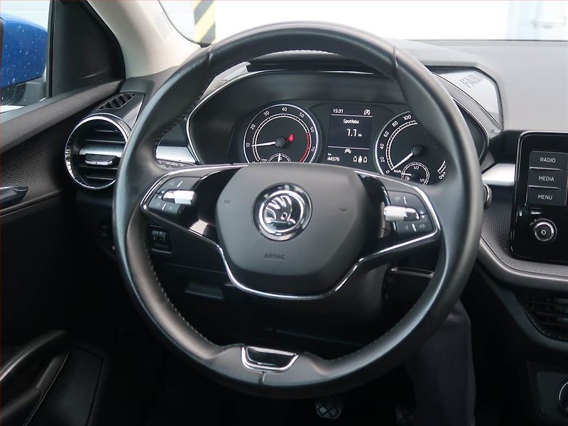 Škoda Fabia (2023) Ambition 1.0 TSI, ČR,1.maj - fotka 18 z 18