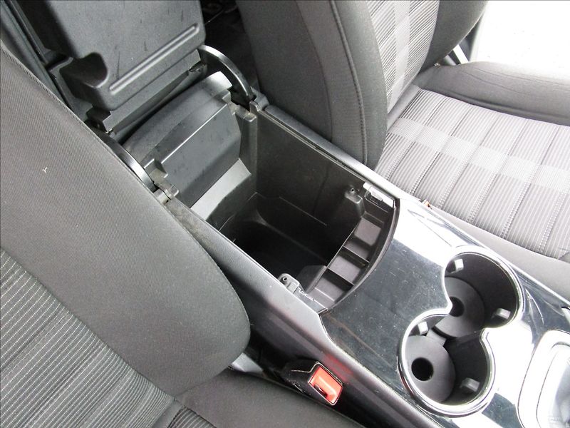Ford Galaxy 1.5 EcoBoost, aut. Klima, 7 mí - fotka 20 z 46