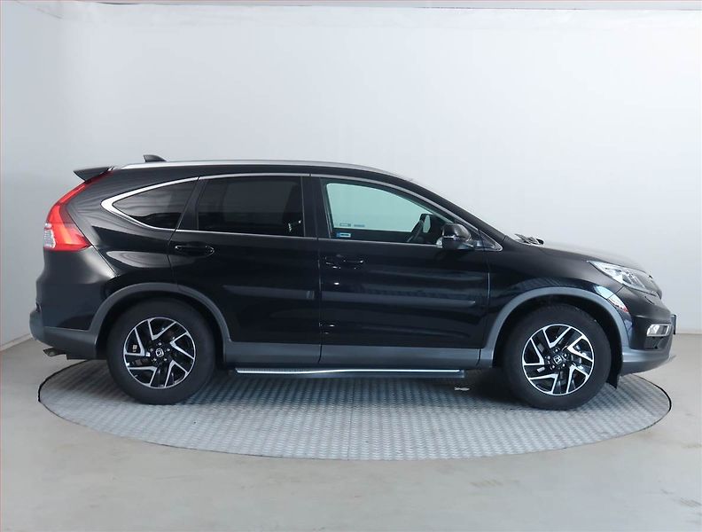 Honda CR-V (2016) Comfort 1.6 i-DTEC, Serv.kniha - fotka 6 z 19