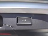 Volkswagen Passat R-Line 2,0 TSI 150 kW - náhled 26