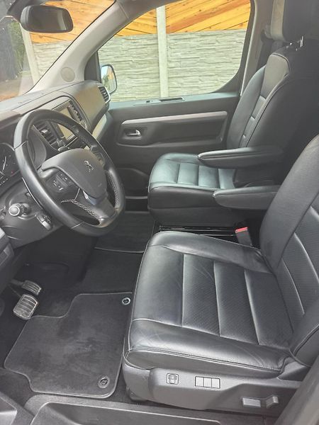 Peugeot Traveller (2021) L3 2.0 BlueHDI EAT VIP_KP - fotka 6 z 15