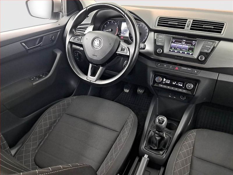 Škoda Fabia (2016) 1.2 TSI, Tempomat - fotka 7 z 26