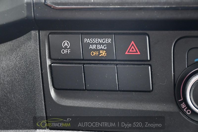 Volkswagen T6 2.0TDi 103kW L2H2 - fotka 24 z 53