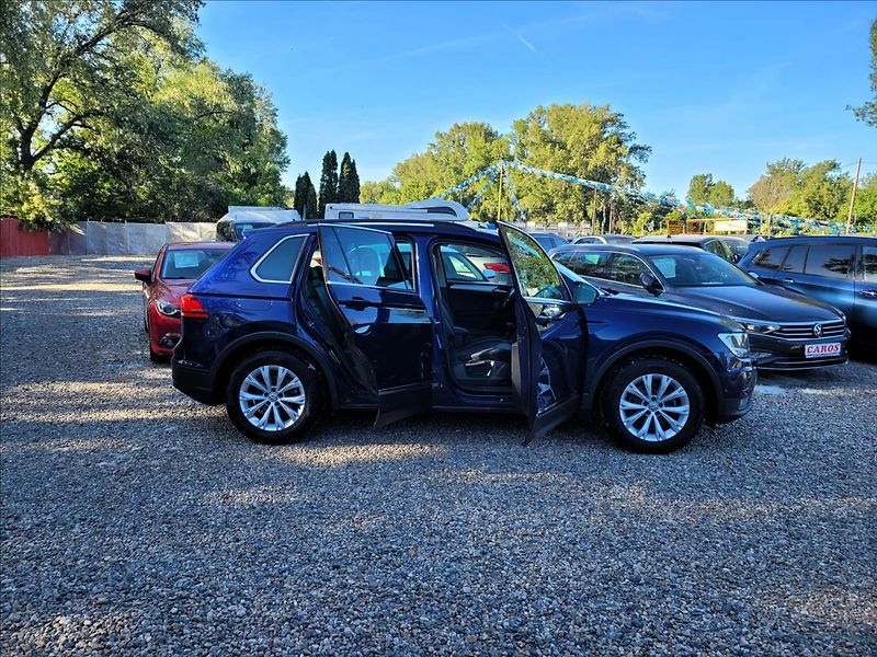Volkswagen Tiguan 1,5 zálohováno - fotka 18 z 48