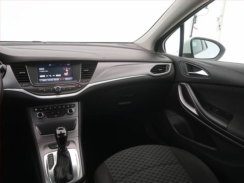 Opel Astra (2016) 1.6 CDTI, Automat, Serv.kniha - fotka 8 z 15