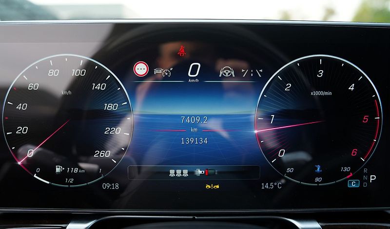 Mercedes-Benz Třídy S S 400d 4Matic/BURM/DPH - fotka 28 z 28