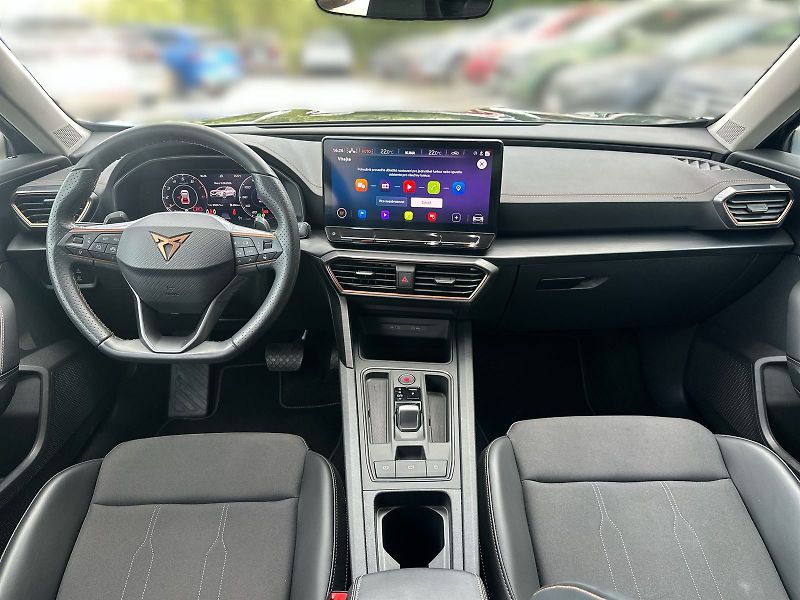 Cupra Formentor (2024) 1.5 TSI DSG - fotka 5 z 28