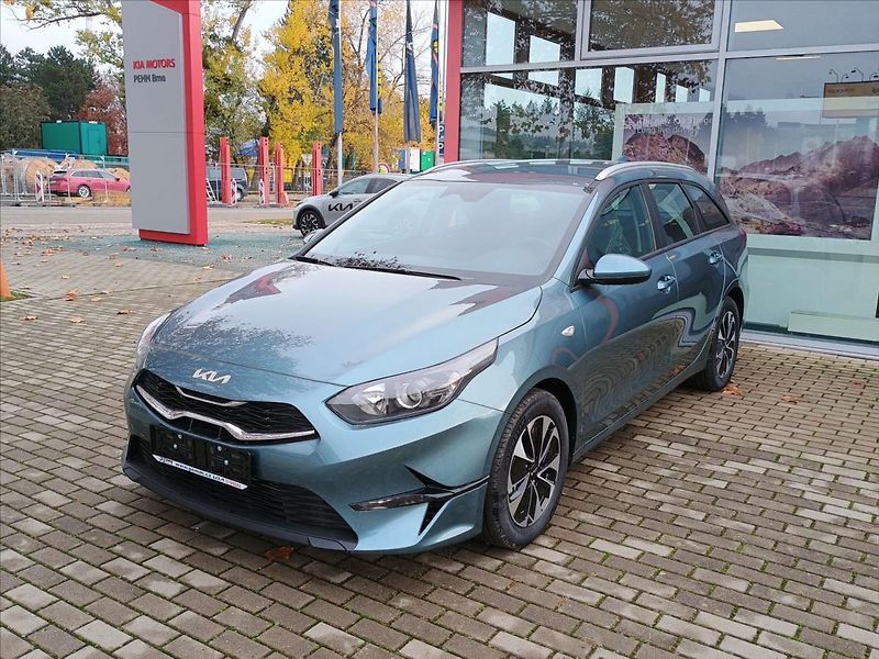 Kia Ceed (2025) 1,5 T-GDi GPF 7DCT SPIN  AKCE - fotka 4 z 7