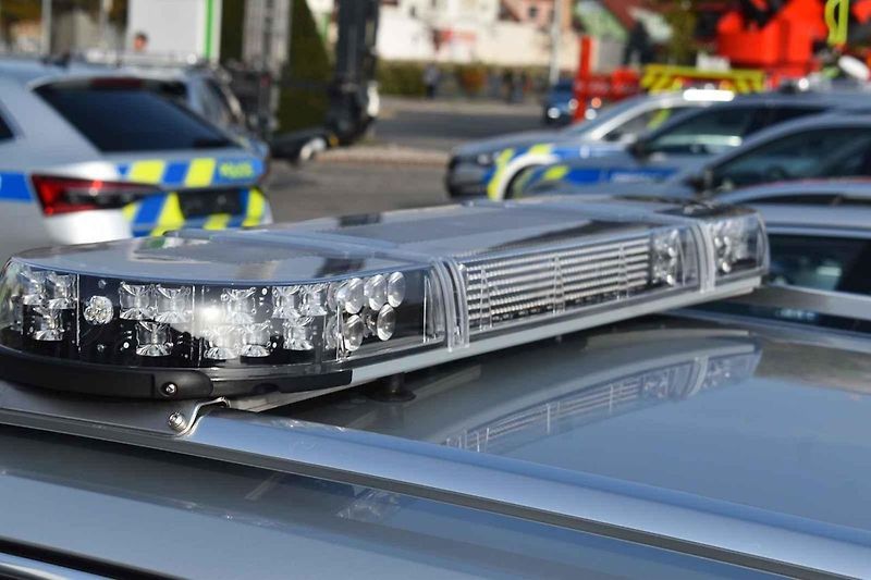 Nové Superby si policisté převzali přímo v areálu automobilky