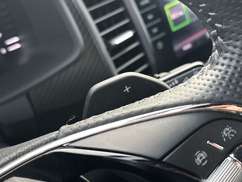 Škoda Kodiaq (2023) 2.0 TDI 4x4 DSG Sportline - fotka 21 z 36
