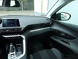 Peugeot 5008 (2022) PureTech 130 - náhled 8