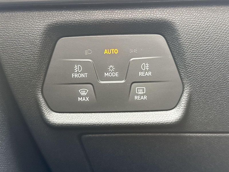 Cupra Formentor (2024) 1.5 TSI DSG - fotka 16 z 33