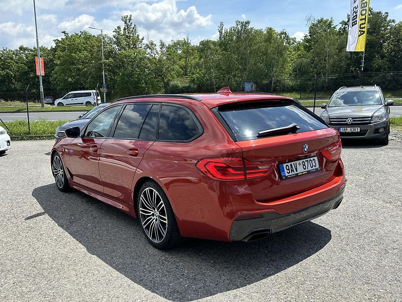 BMW Řada 5 (2019) BMW 530D 2019 - fotka 5 z 20