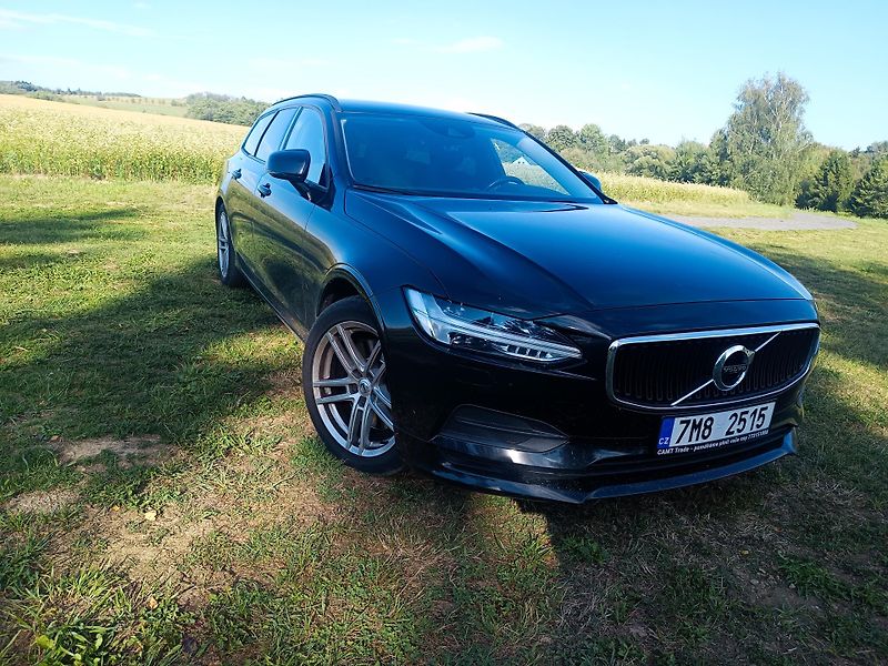 Volvo V90 (2018) Volvo V90 T4 2.0 Automat BA - fotka 17 z 18