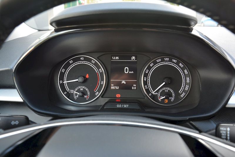 Škoda Fabia (2023) 1.0 TSI 70 KW Ambition PLUS - fotka 8 z 24