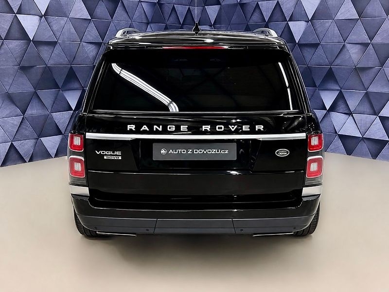Land Rover Range Rover 4.4 SDV8 VOGUE, PANORAMA, VZDU - fotka 6 z 32