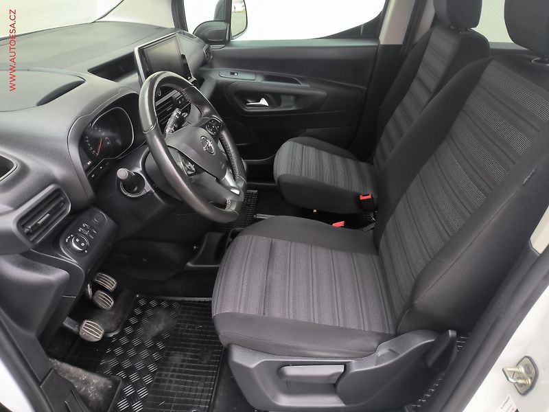 Opel Combo (2022) 1.5CDTi, 1.maj,ČR, Elegance - fotka 9 z 20
